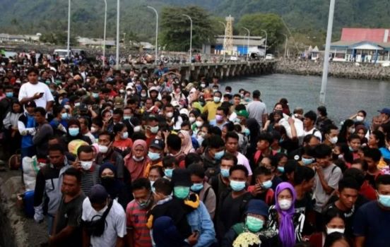 Pengungsi Erupsi Gunung Ruang