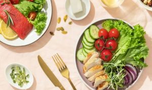 pola makan Jaga Pola Makan dan Rawat Kesehatan Mental agar Bisa Awet Muda