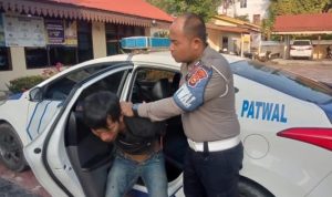 Jambbret dibawa Polisi
