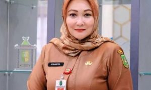 Kepala Bapenda Riau, Evarefita